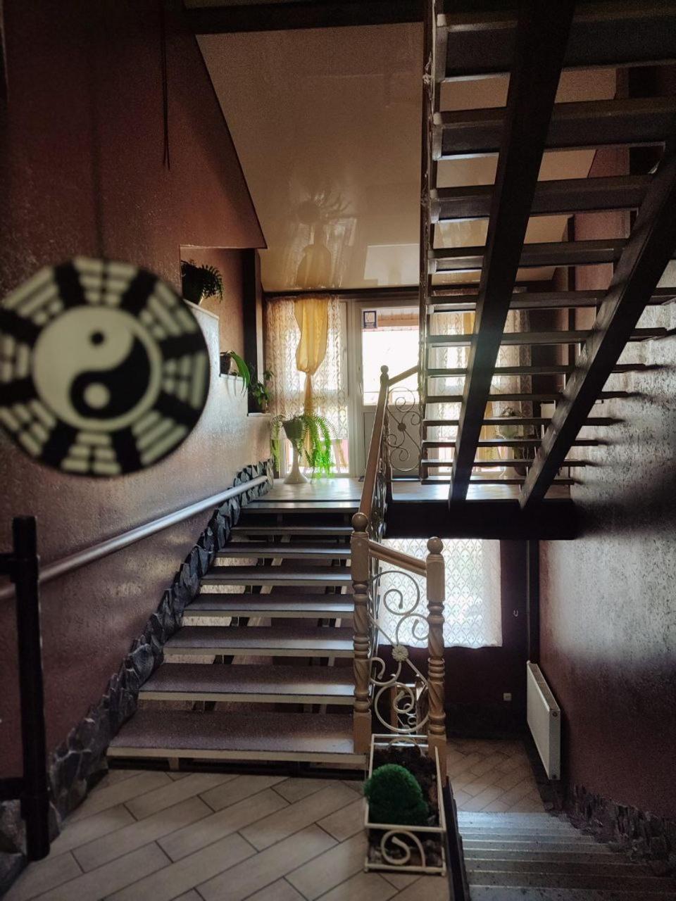 Diamond De Luxe Apartment Kolomyia Luaran gambar