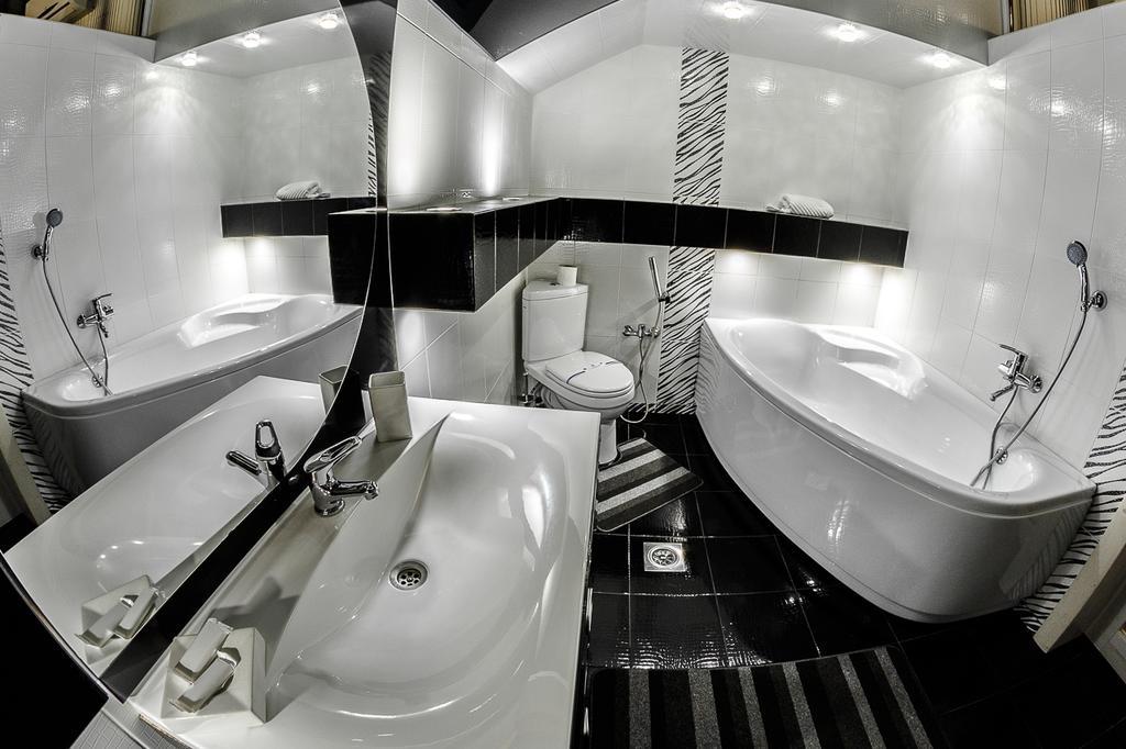 Diamond De Luxe Apartment Kolomyia Luaran gambar