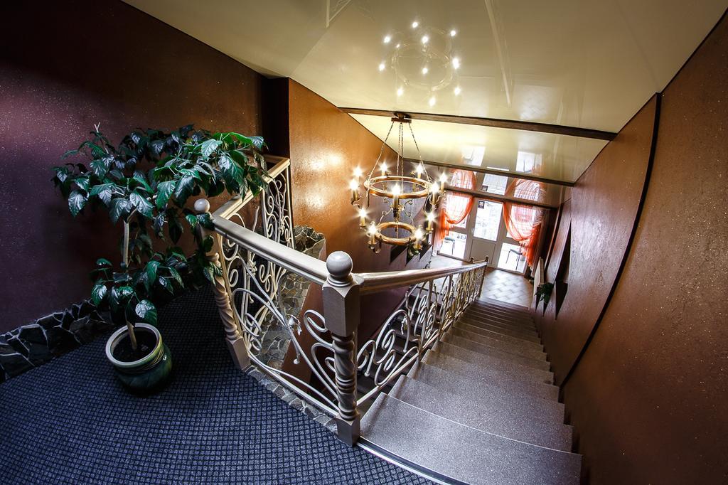 Diamond De Luxe Apartment Kolomyia Luaran gambar