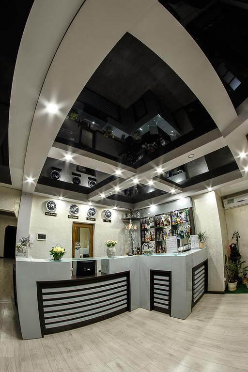 Diamond De Luxe Apartment Kolomyia Luaran gambar