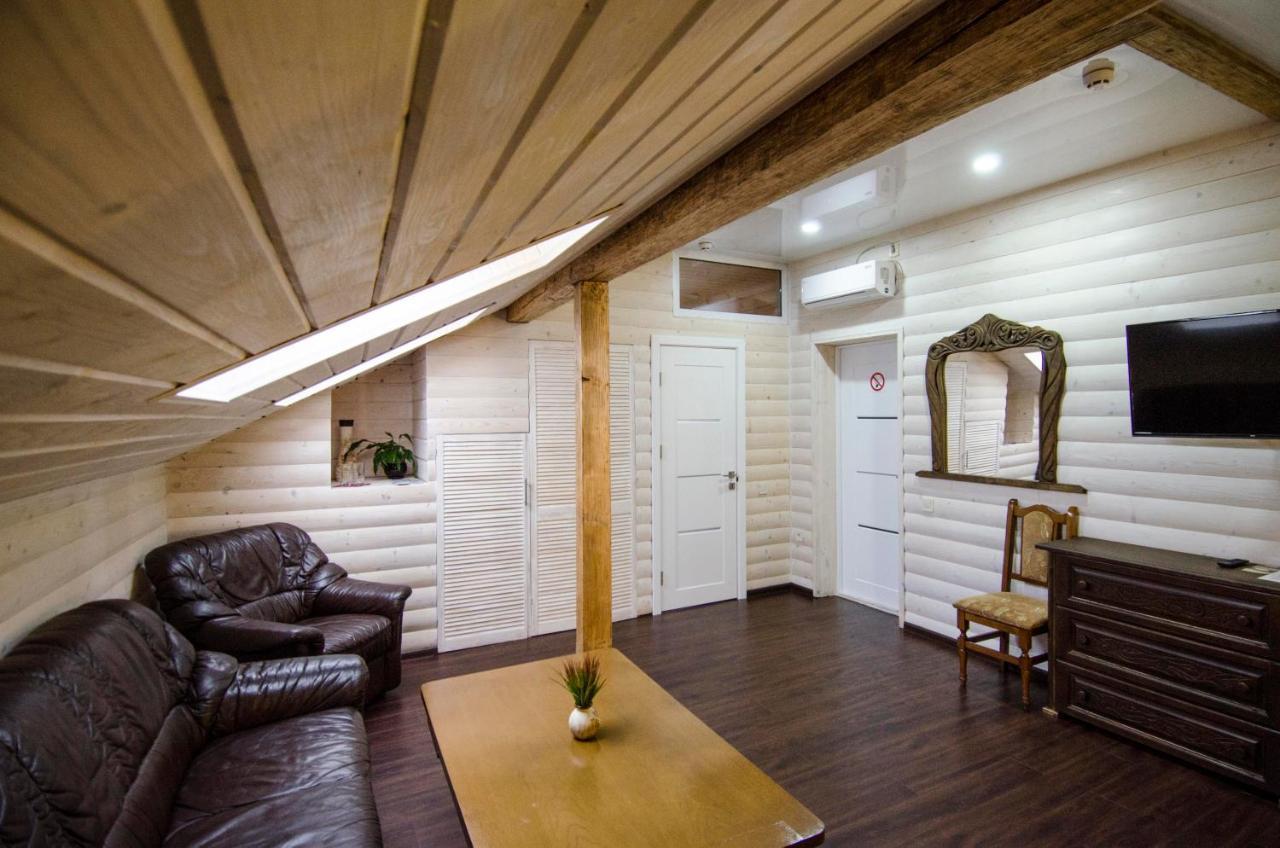 Diamond De Luxe Apartment Kolomyia Luaran gambar
