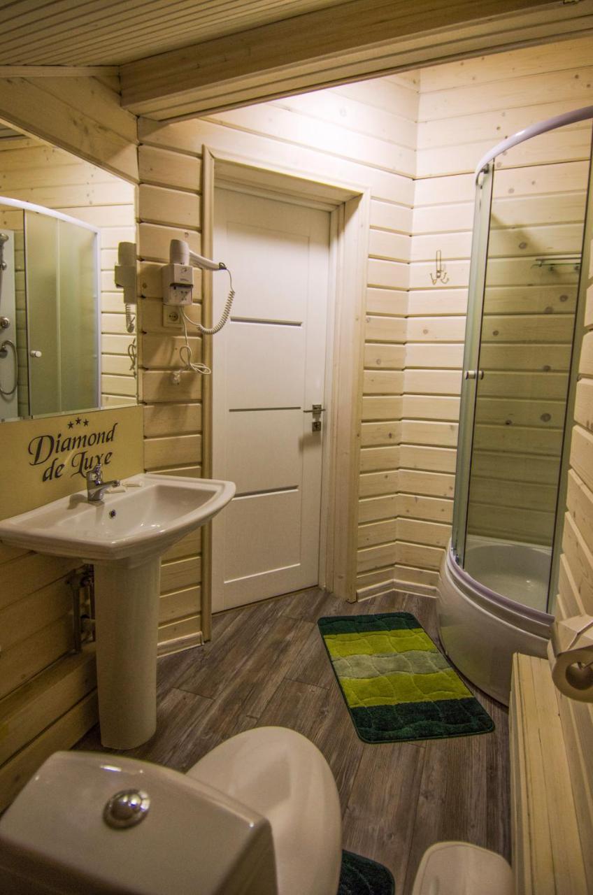 Diamond De Luxe Apartment Kolomyia Luaran gambar