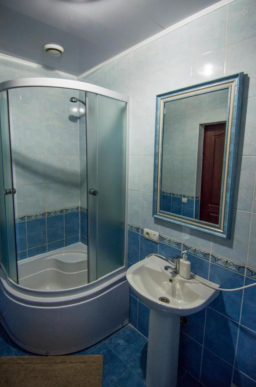 Diamond De Luxe Apartment Kolomyia Luaran gambar