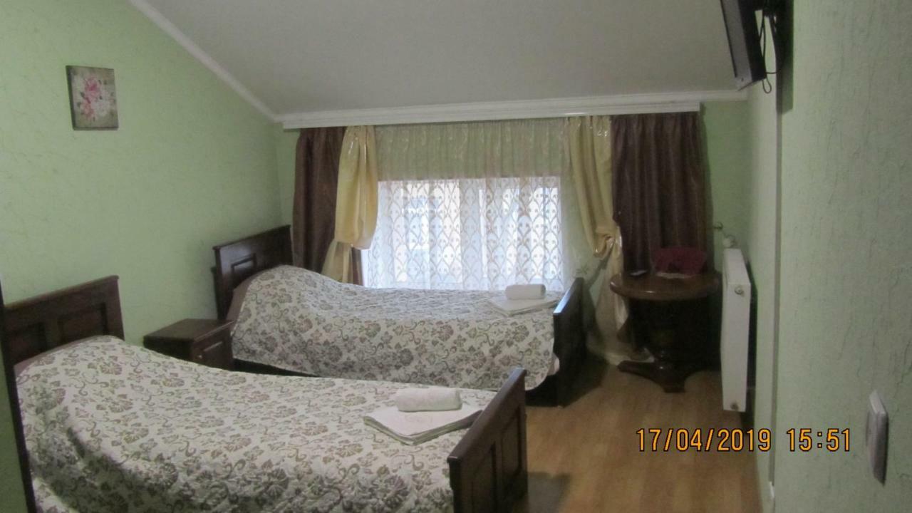 Diamond De Luxe Apartment Kolomyia Luaran gambar