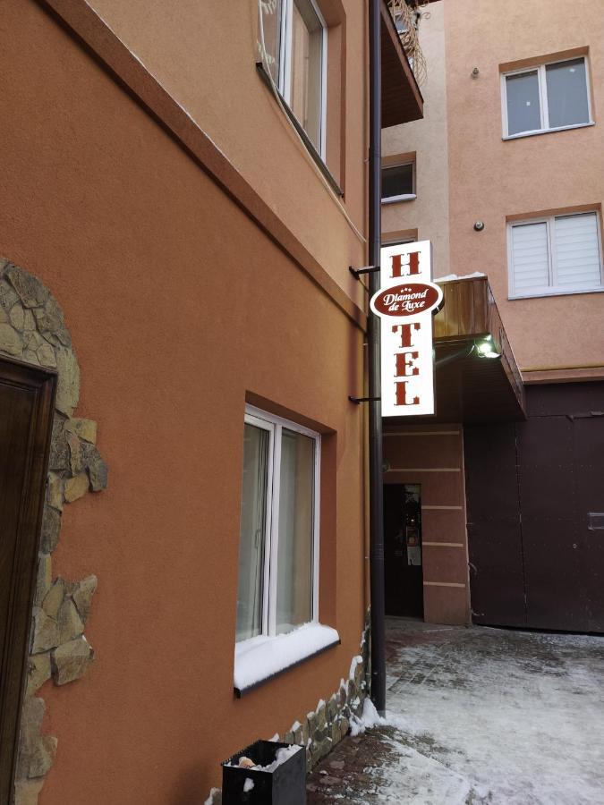 Diamond De Luxe Apartment Kolomyia Luaran gambar
