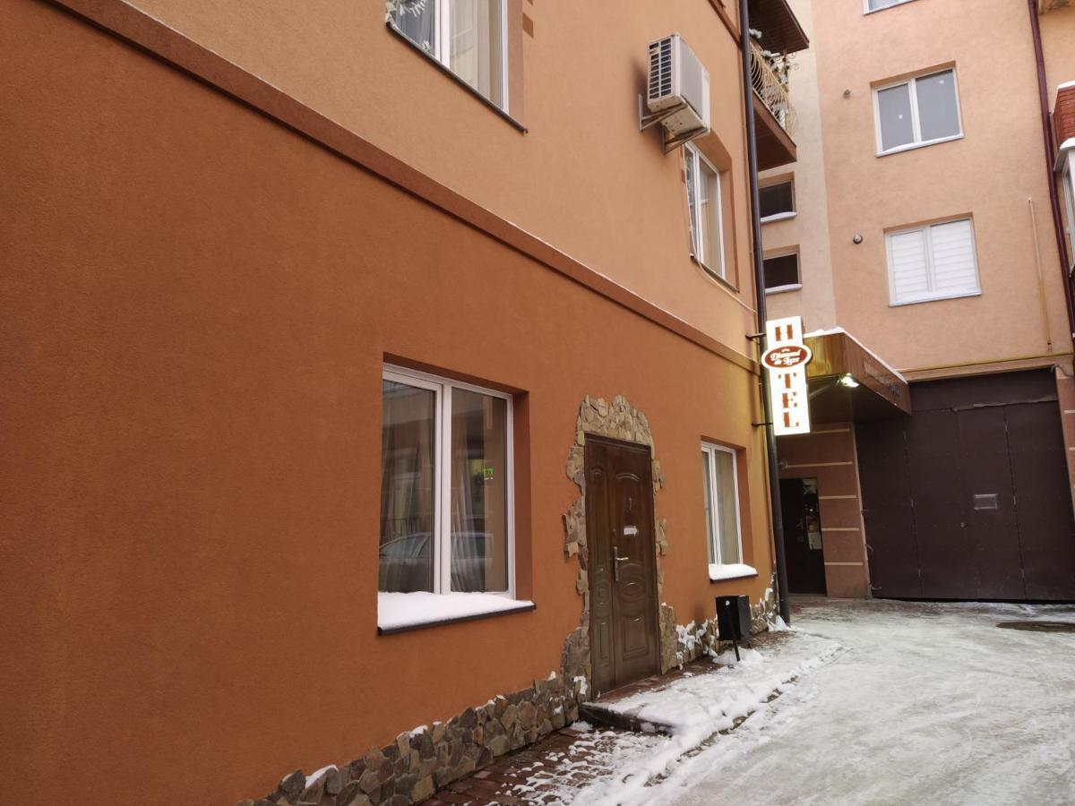 Diamond De Luxe Apartment Kolomyia Luaran gambar
